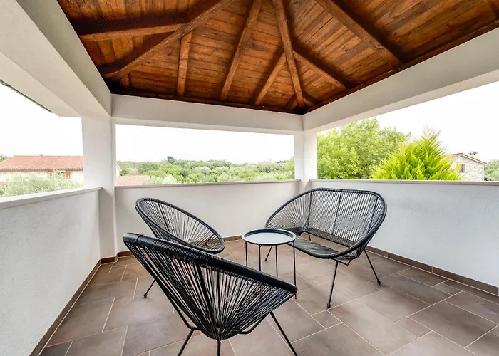 Romantic With Pool, Surrounded By Greenery In Complete Privacy-by Traveler Tourist Agency Krk -id 2408 Sveti Ivan Dobrinjski